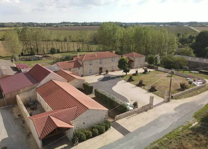 Le Logis Du Chateau